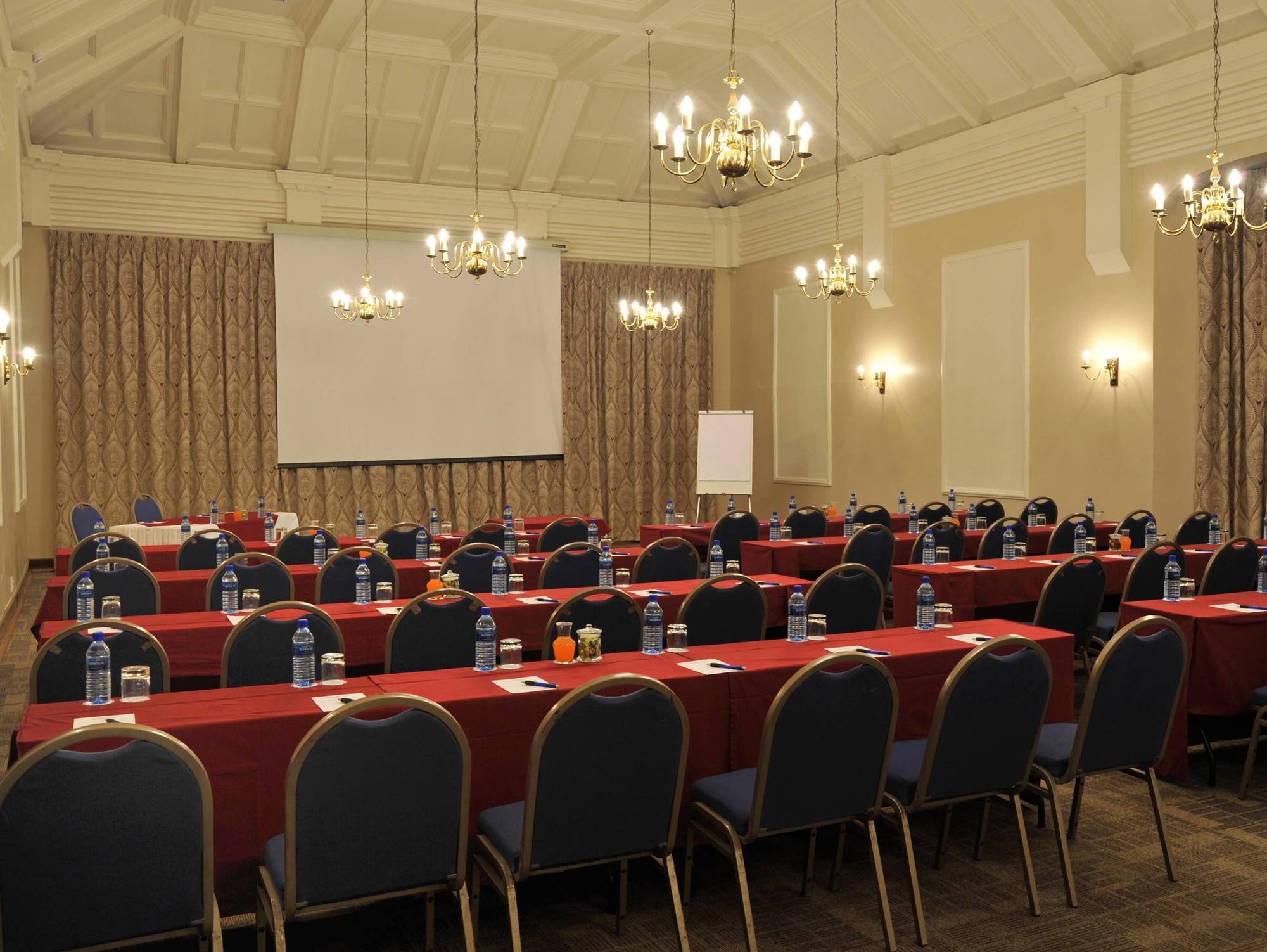 Imperial Hotel By Misty Blue Hotels Pietermaritzburg Exterior photo